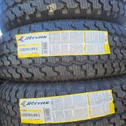 235-75-15 !!! JK TIRE'S LT A/T !!! $380 LAS 4 LLANTAS MONTADAS Y BALANCEO INCLUIDO 👌 