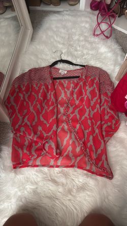 Shaw cover up top size small