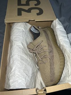 Yeezy BOOST 350 V2 - Earth