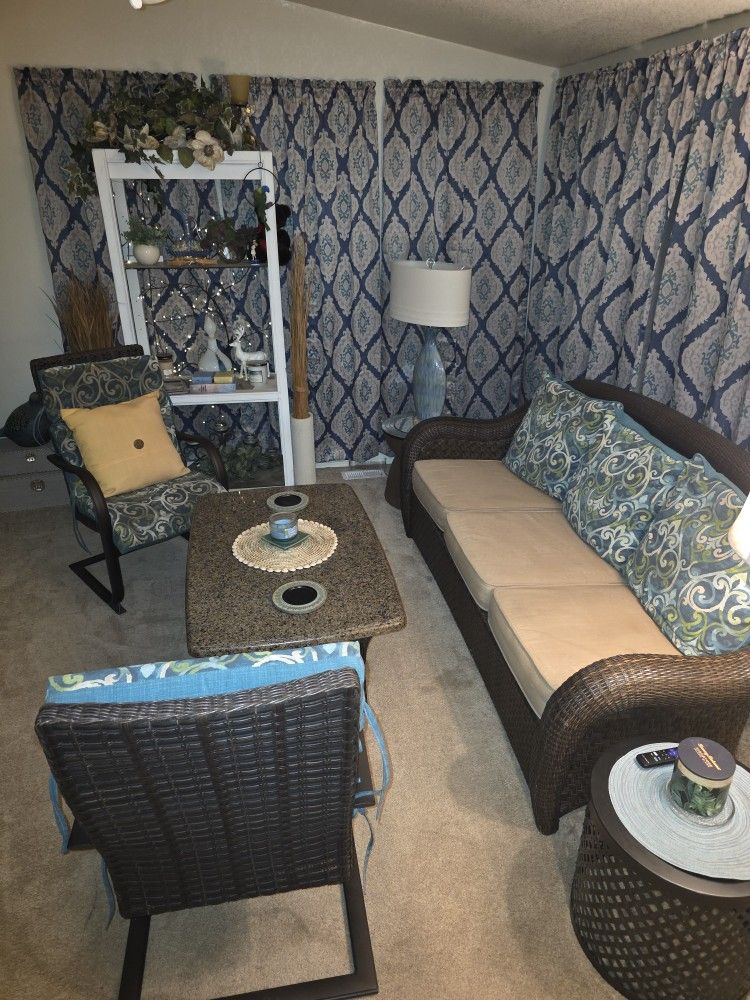 6 Piece Wicker Patio Set