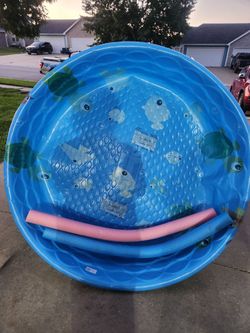 Large kiddie pool