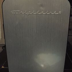 Mini fridge