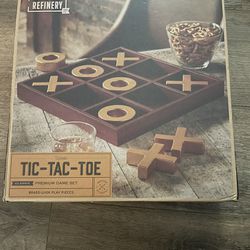 Tic-tac-toe Board Game/display 