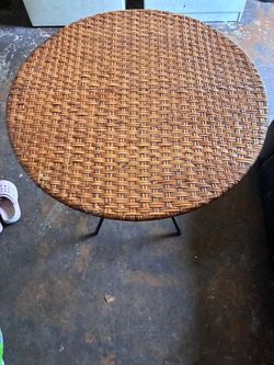 Round Wicker Patio Side Table