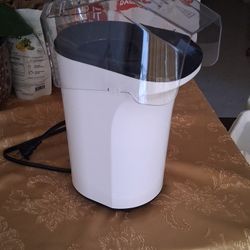 Dash Fresh  Pop Popcorn Maker