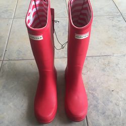 Hunter women’s size 8 red rain boots