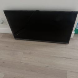 TCL Flat Screen Tv 