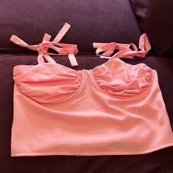 Kendall And Kylie Pink Top Size Small 