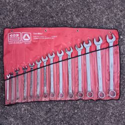 BONNY SAE Cobination Wrenches 3/8to1:1/8inch. Almost New Condition. (Better Than Snap-on) For Pick Up Fremont Seattle. No Low Ball Offers. No Trades 
