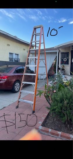 Excellent condition, 10 feet and 12 feet eyeglass Ladders