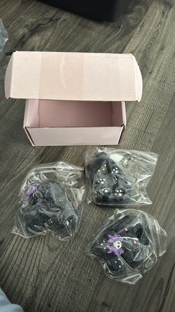 3 Halloween themed squishy’s