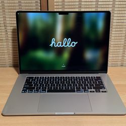 15” M4 MacBook Air 24gb RAM 1TB SSD