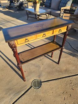 Vintage Hand‑Carved Solid Wood Console Table – Excellent Condition