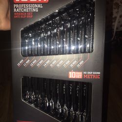 ICON WRENCH SET