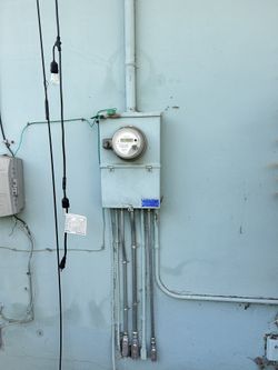 Servicio De Electricidad $100