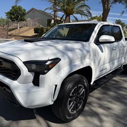 Toyota tacoma 2024
