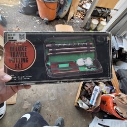 Deluxe Travel Putting Set