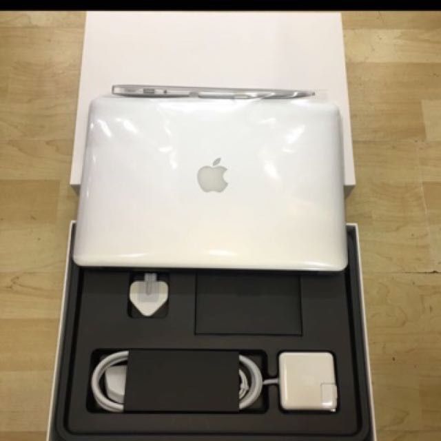Brand New Apple MacBook Air 13-inch