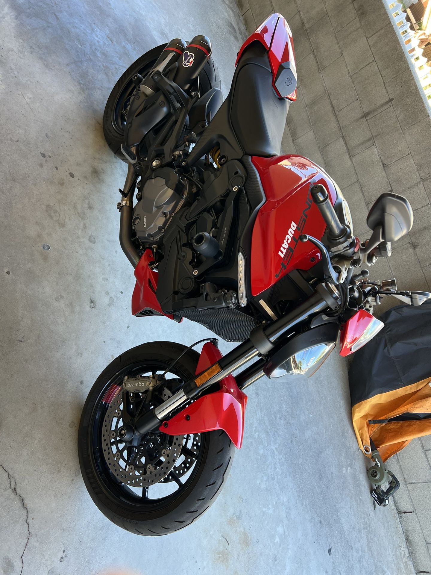 2022 Ducati Monster 950+