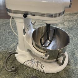 Kitchen Aid Mixer 