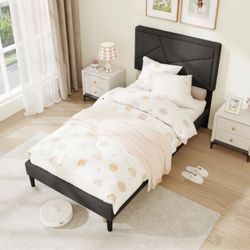 twin  Size Platform Bed Frame with Storage Drawer
