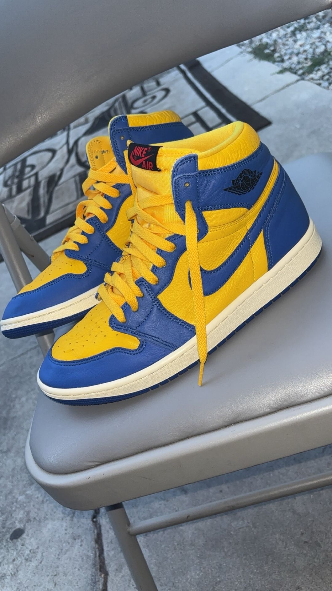 Jordan 1 OG Game Royal & Varsity Maize