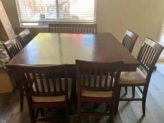 Free table set