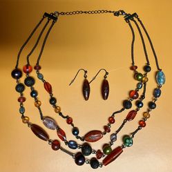 Avon Necklace And Earrings Set