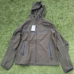 Nike Tech Jacket Men’s Size Medium 