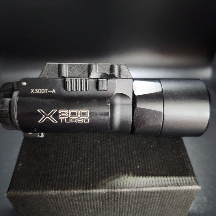SureFire X300 Turbo Light