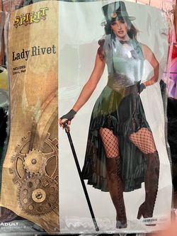 Lady rivet costume