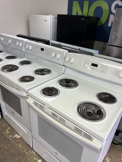 GE White Electric Coil Range Stove