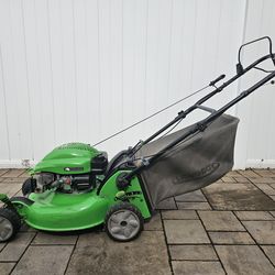Lawnboy 6.5hp mower rear wheel drive self propel lawnmower starts easy first pull