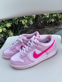 Nike Dunk Low Pink Sneakers