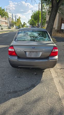 2005 ford five hundred