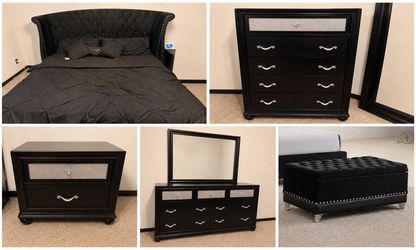 Black Tufted Bedroom Furniture Set
