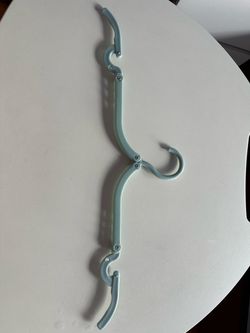 Foldable travel hangers