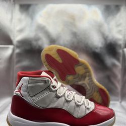 Air Jordan 11 Cherry