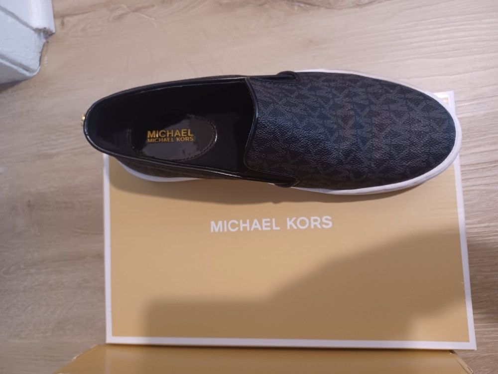 Size 7