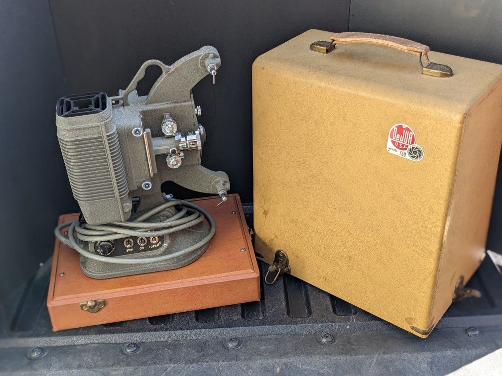 Vintage DeJUR 8mm Home Movie Projector, Model 750 with case, cord