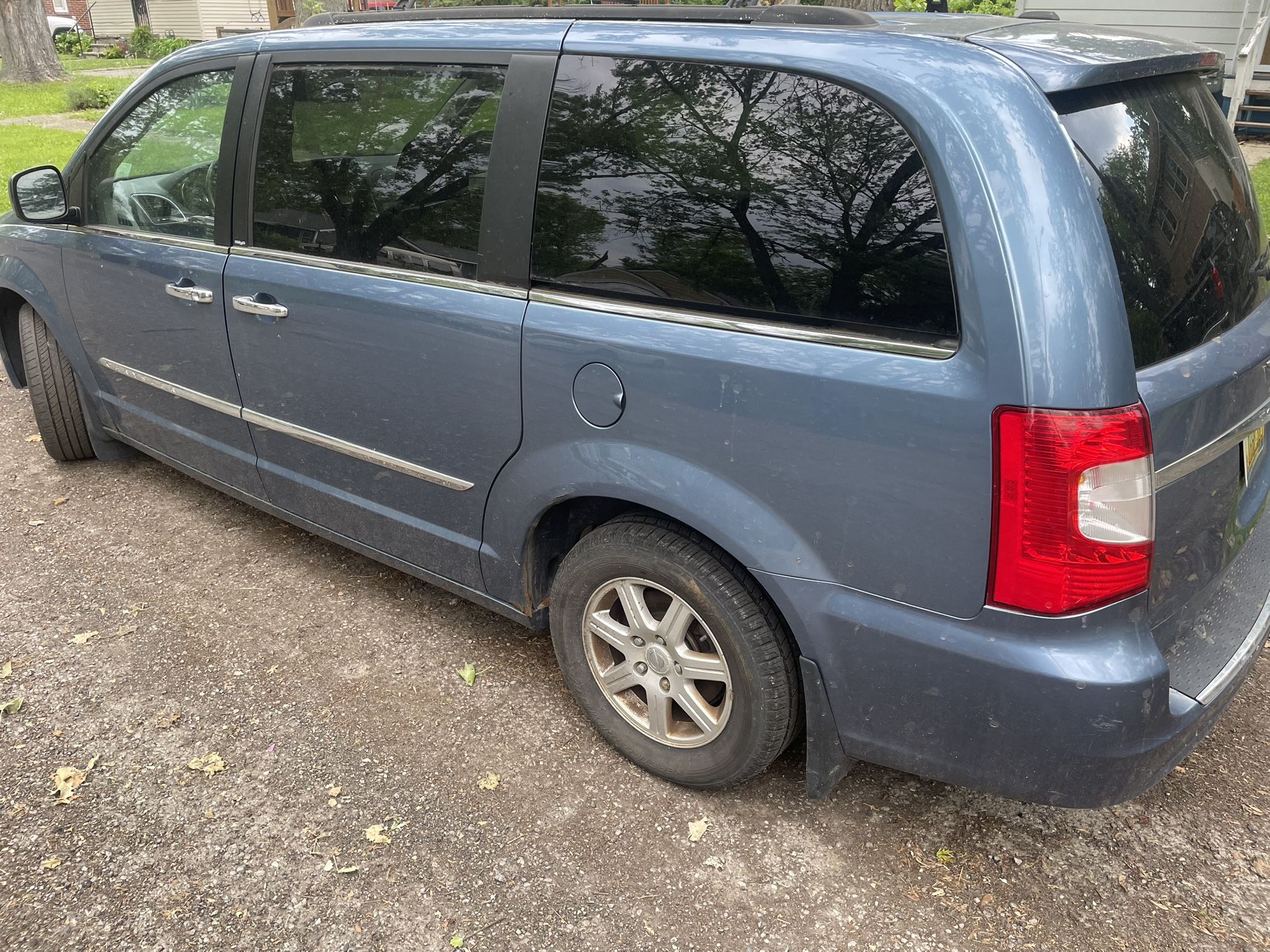 2012 Chrysler Town & Country