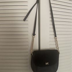 ! Michael Kors Cross Body Bag!