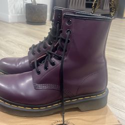 Women’s Doc Marten 1460 Boots size 7 purple