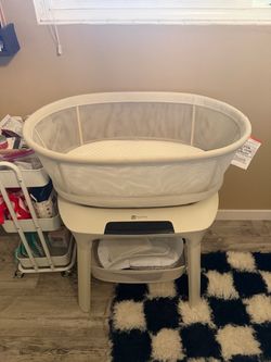 4 moms bassinet