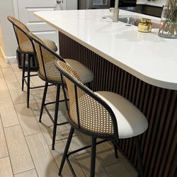 3 Bar Stools