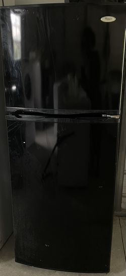 Nice Black Apt Sized Fridge 