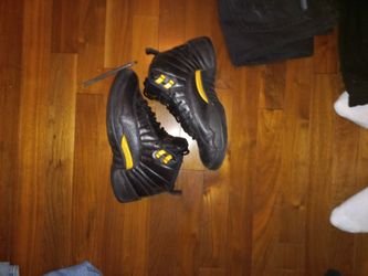 Air Jordan 12 Black and Gold High-Tops