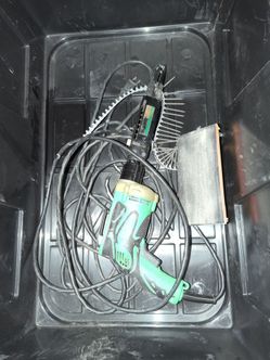 Hitachi screw gun