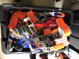 20 nerf guns/ bullets/accessories