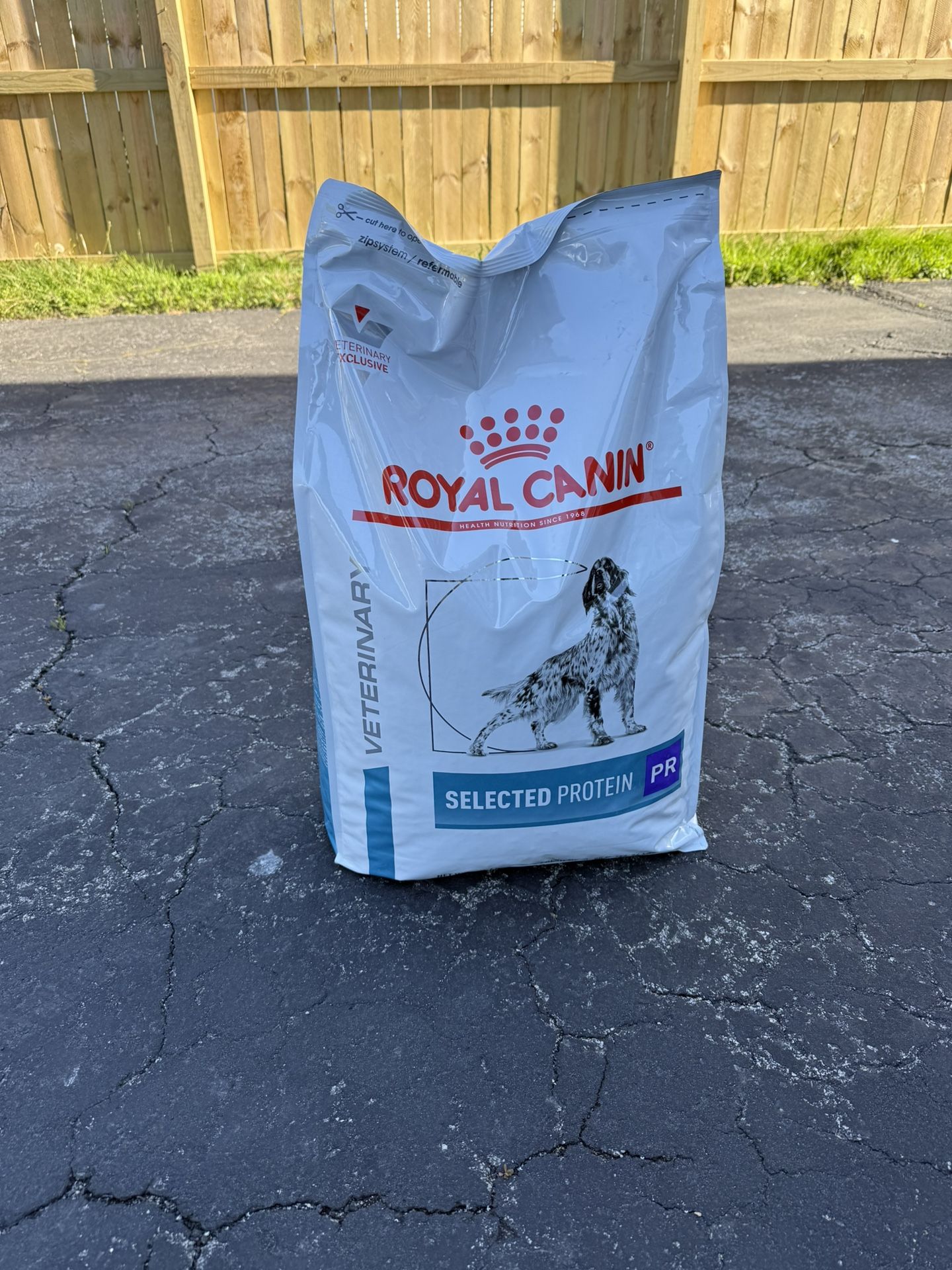 Royal Canin 25 Pounds 60 Bucks